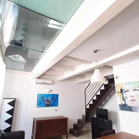 Urban Cottage - Casa Vacanze Bari Buitenkant foto