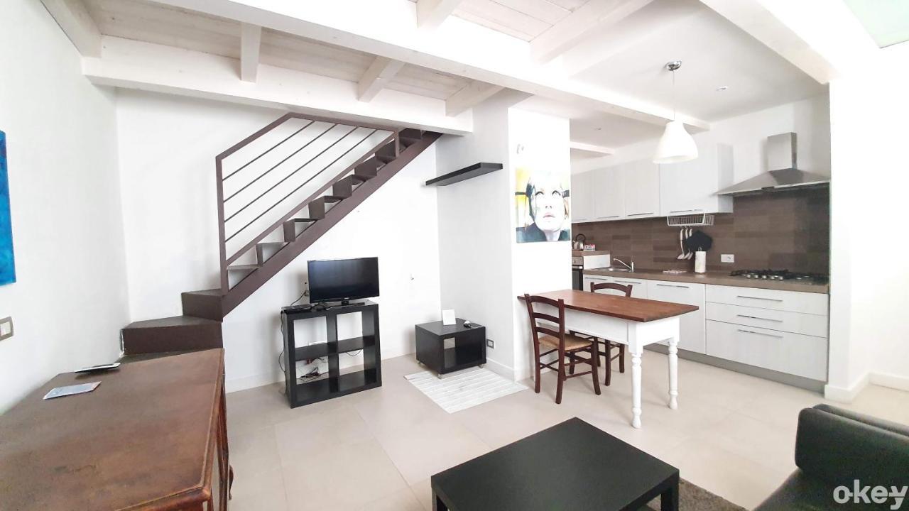 Urban Cottage - Casa Vacanze Bari Buitenkant foto